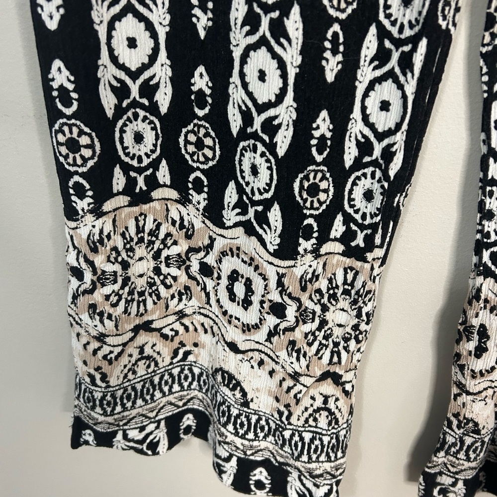Cato Women’s Black and White Patterned Women's Pants, Size L - Picture 2 of 7